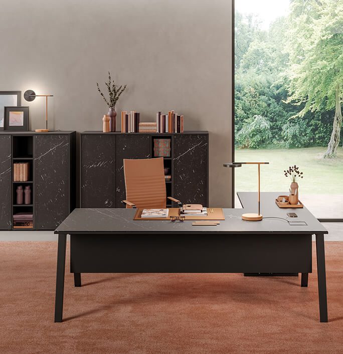 Dodici-Executive Desk